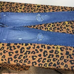 Levi's Distressed Blue Skinny Jeans